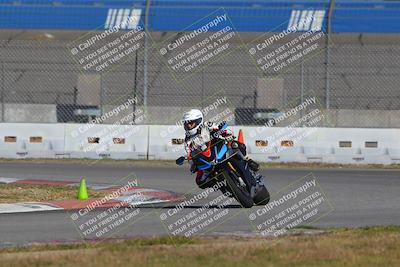 media/Nov-26-2022-Fastrack Riders (Sat) [[b001e85eef]]/Level 2/Session 3 Outside Turn 9/